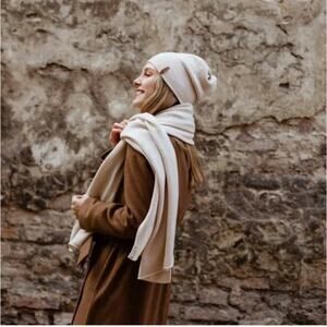 Ekuboo 100% Cashmere Hat + Scarf Set White